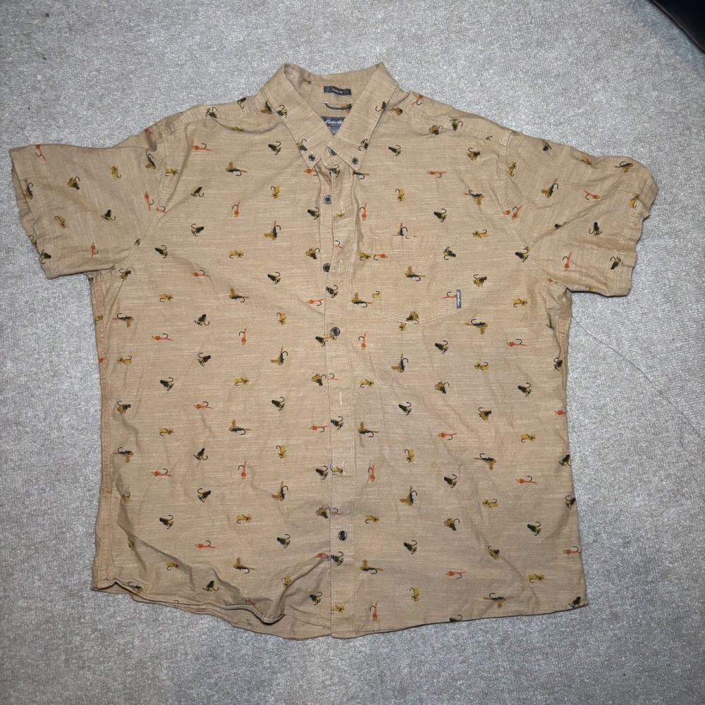 Eddie Bauer Mens 2XL Classic Fit Short Sleeve Fishing Fly Print Cotton Shirt Tan